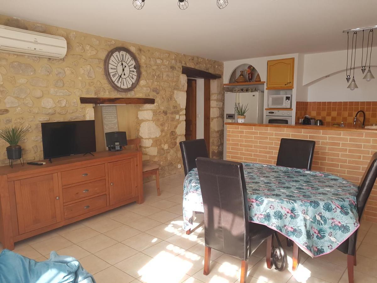 Bienvenue Chez Romane Aigueze Bagian luar foto